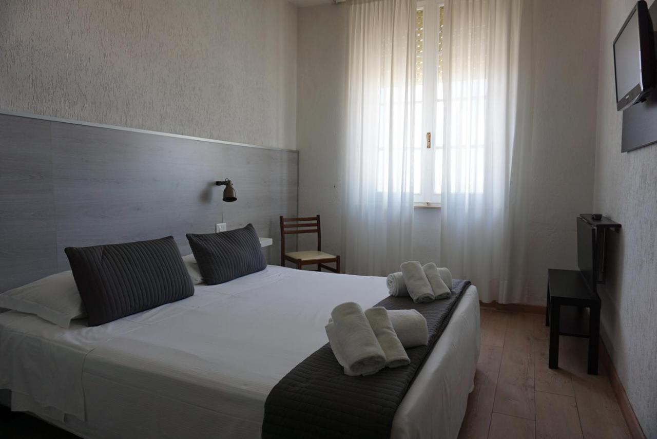 Alba Sul Mare Hotel Camaiore Bagian luar foto