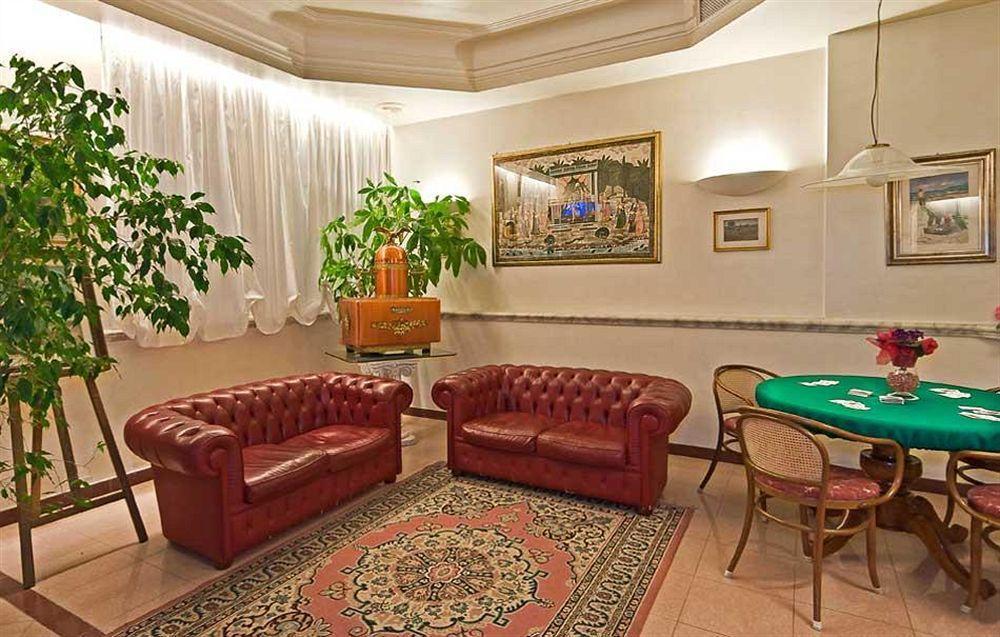 Alba Sul Mare Hotel Camaiore Bagian luar foto