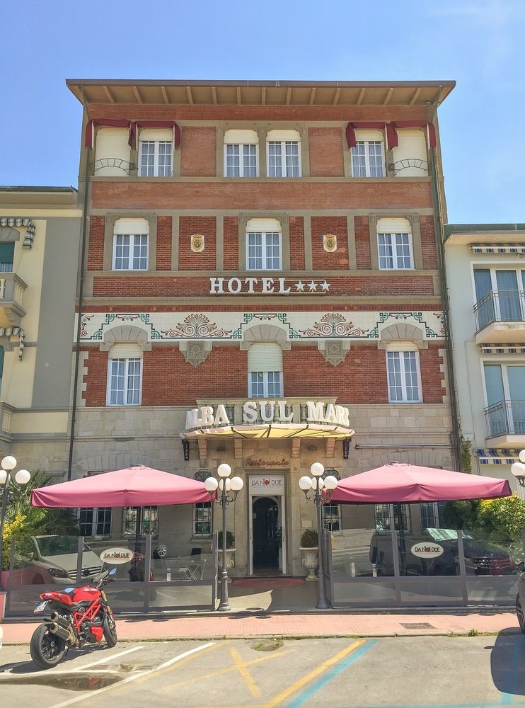 Alba Sul Mare Hotel Camaiore Bagian luar foto