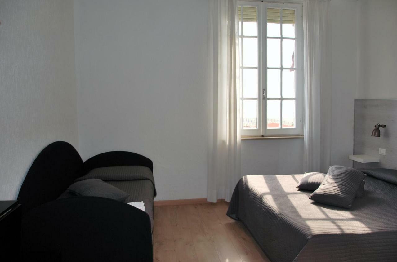 Alba Sul Mare Hotel Camaiore Bagian luar foto